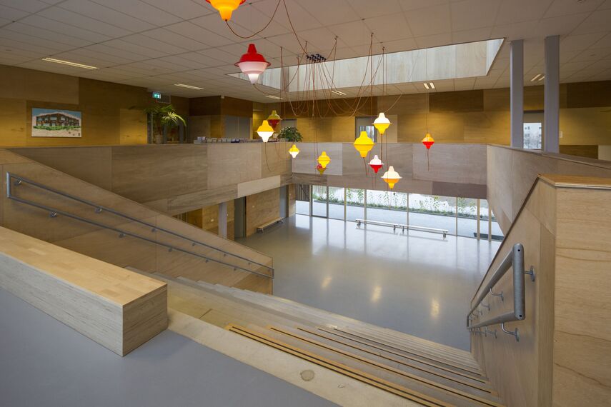 CS 38-SL Abgesagte Systeme und SlimLine 38 Fenster - Boarding school Children's Campus Zuidas ansässig in Amsterdam, die Niederlande