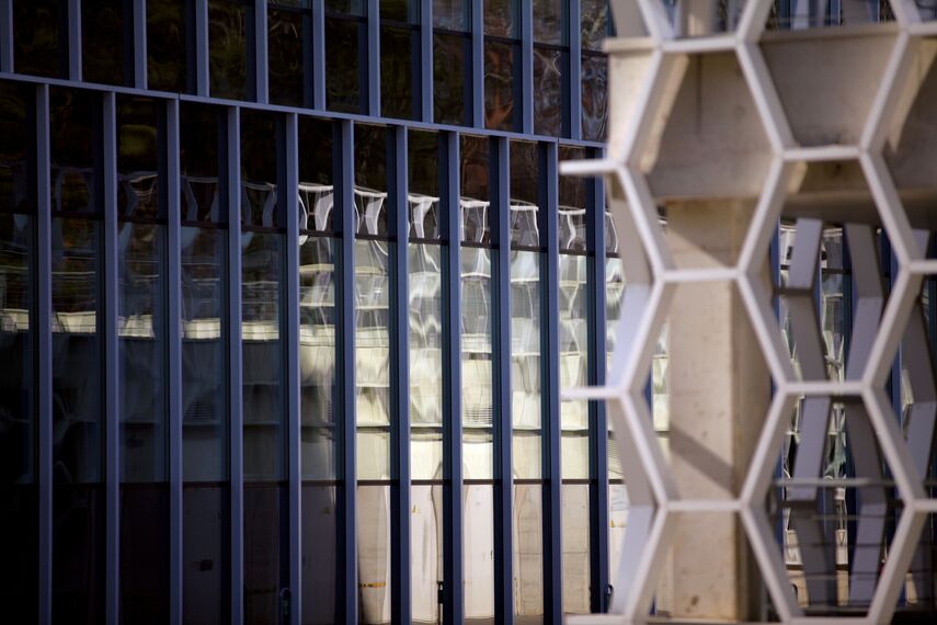 CI 45 Fenster, ConceptSystem 77 Türen, ConceptSystem 77 Fenster und CW 50-HI Fassaden - College/University National Centre  of Physical and Technological Sciences ansässig in Vilnius, Litauen