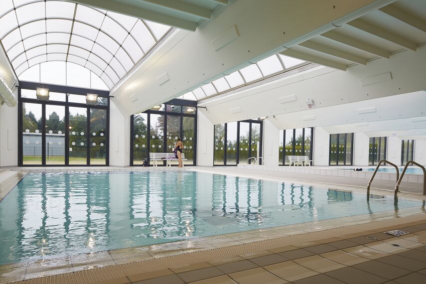 CS 86-HI (c) Abgesagte Systeme und ConceptFolding 77 Schieben und Falten - Swimming pool Swimming Pool ansässig inFrankreich