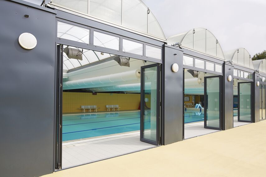 CS 86-HI (c) Abgesagte Systeme und ConceptFolding 77 Schieben und Falten - Swimming pool Swimming Pool ansässig inFrankreich