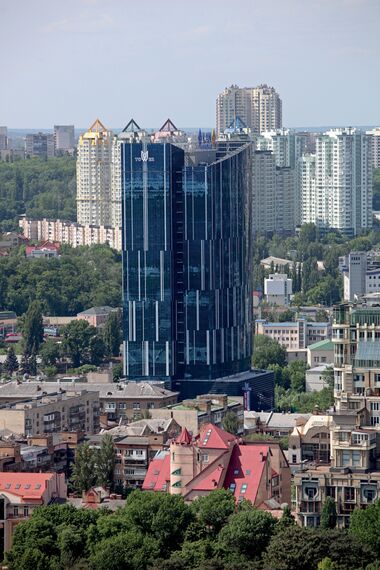 ConceptSystem 77 Türen, ConceptWall 50 Fassaden und ConceptSystem 77 Fenster - Business center 101 Tower ansässig in Kiev, Ukraine