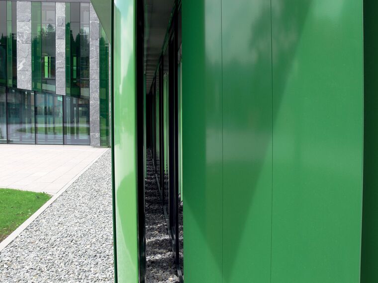 BriseSoleil 100 Sonnenschutz - Breitenwang Community Centre ansässig in Breitenwang, Österreich