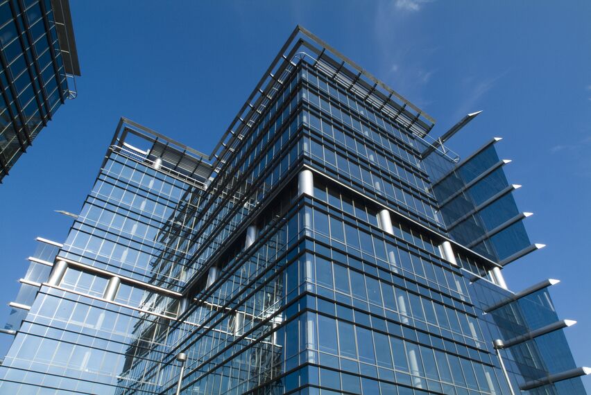 ConceptWall 50 Fassaden - Marynarska Business Park ansässig in Warsaw, Polen