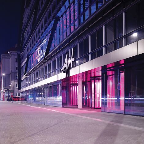 CS 86-HI (c) Abgesagte Systeme und ConceptWall 50 Fassaden - Office building ArtGen ansässig in Prague, Tschechische Republik