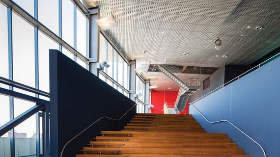 ConceptSystem 77 Fenster, ConceptWall 60 Fassaden, ConceptSystem 77 Türen und CW 60-DRL Fassaden - Recreation/Entertainment centre Tivolivredenburg ansässig in Utrecht, die Niederlande