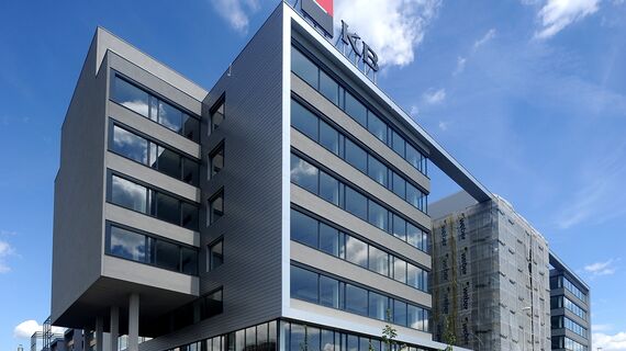 CS 86-HI (c) Abgesagte Systeme und ConceptWall 50 Fassaden - Západní mêsto (city west) Office Building ansässig in Prague, Tschechische Republik