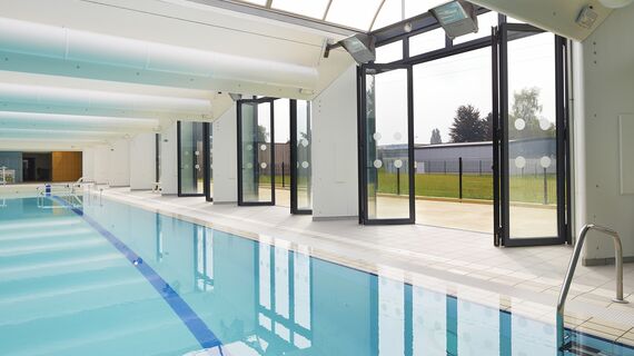 CS 86-HI (c) Abgesagte Systeme und ConceptFolding 77 Schieben und Falten - Swimming pool Swimming Pool ansässig inFrankreich